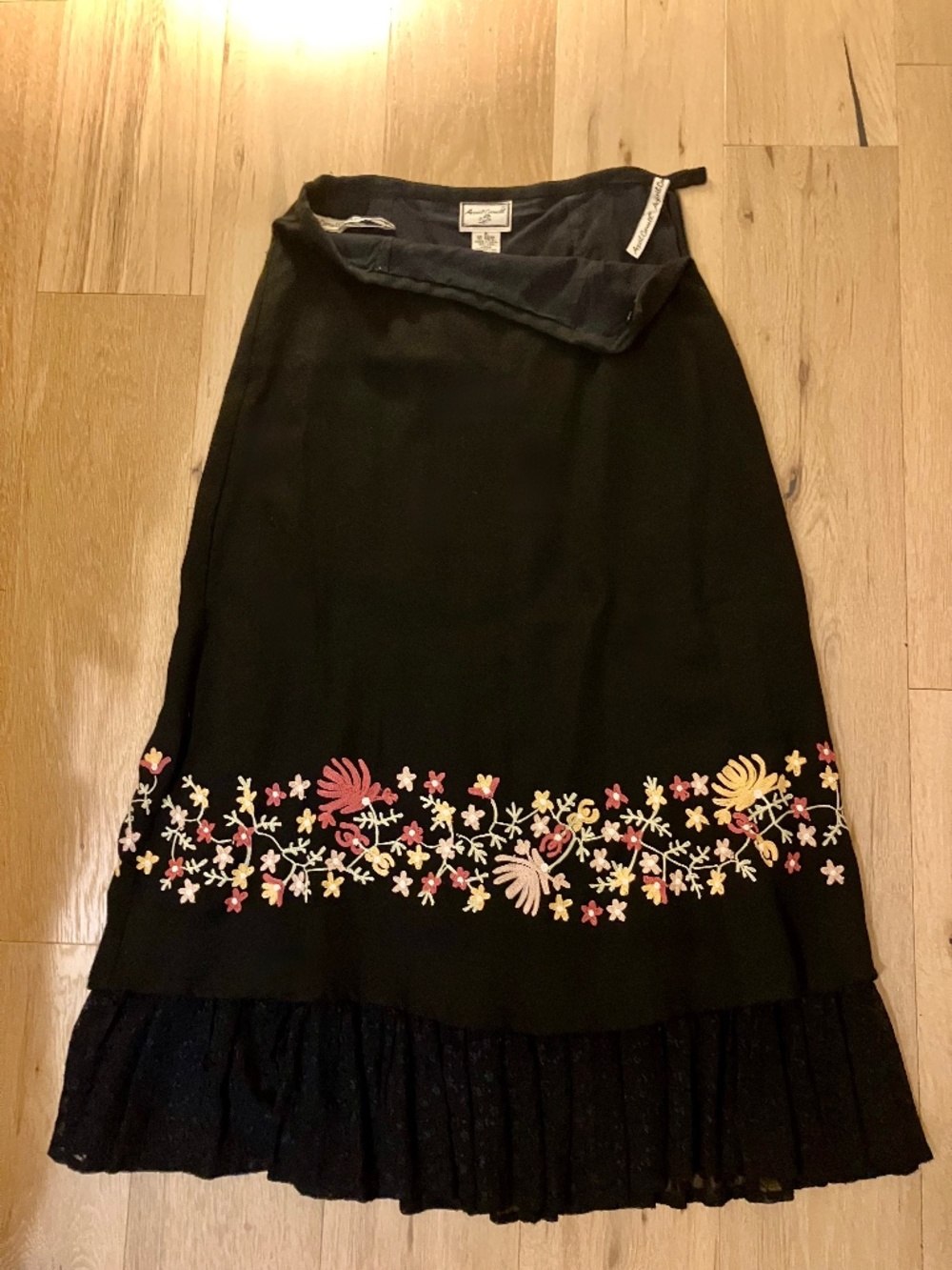 Vintage April Cornell Black Wool Embroidered Maxi Skirt Medium